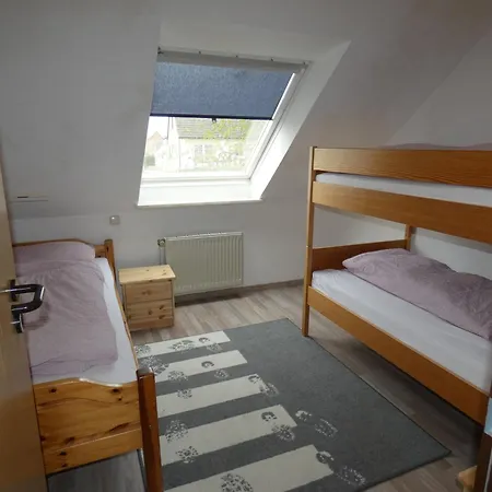 To Hus, Reihenhaus 6